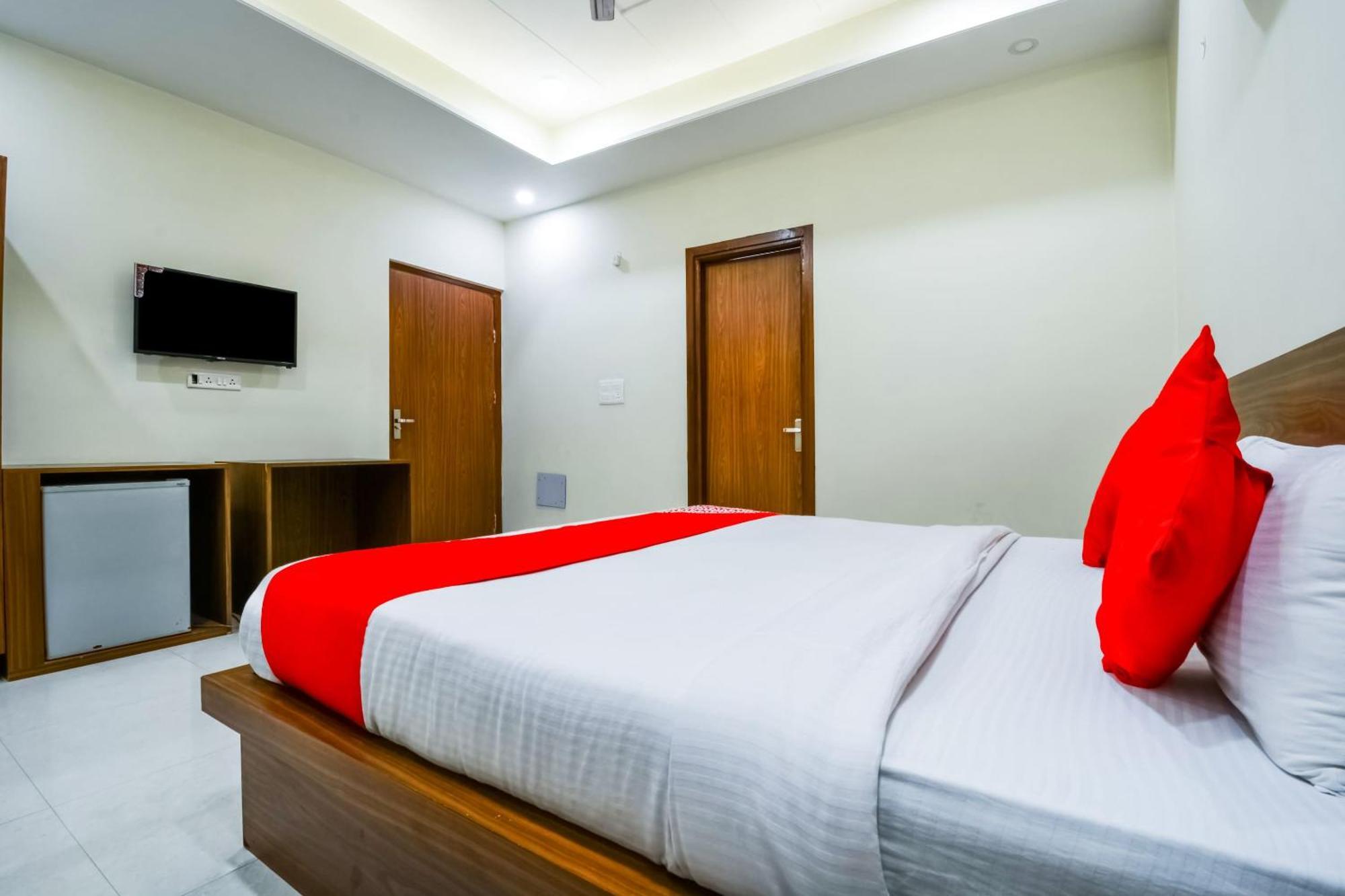 Hotel O