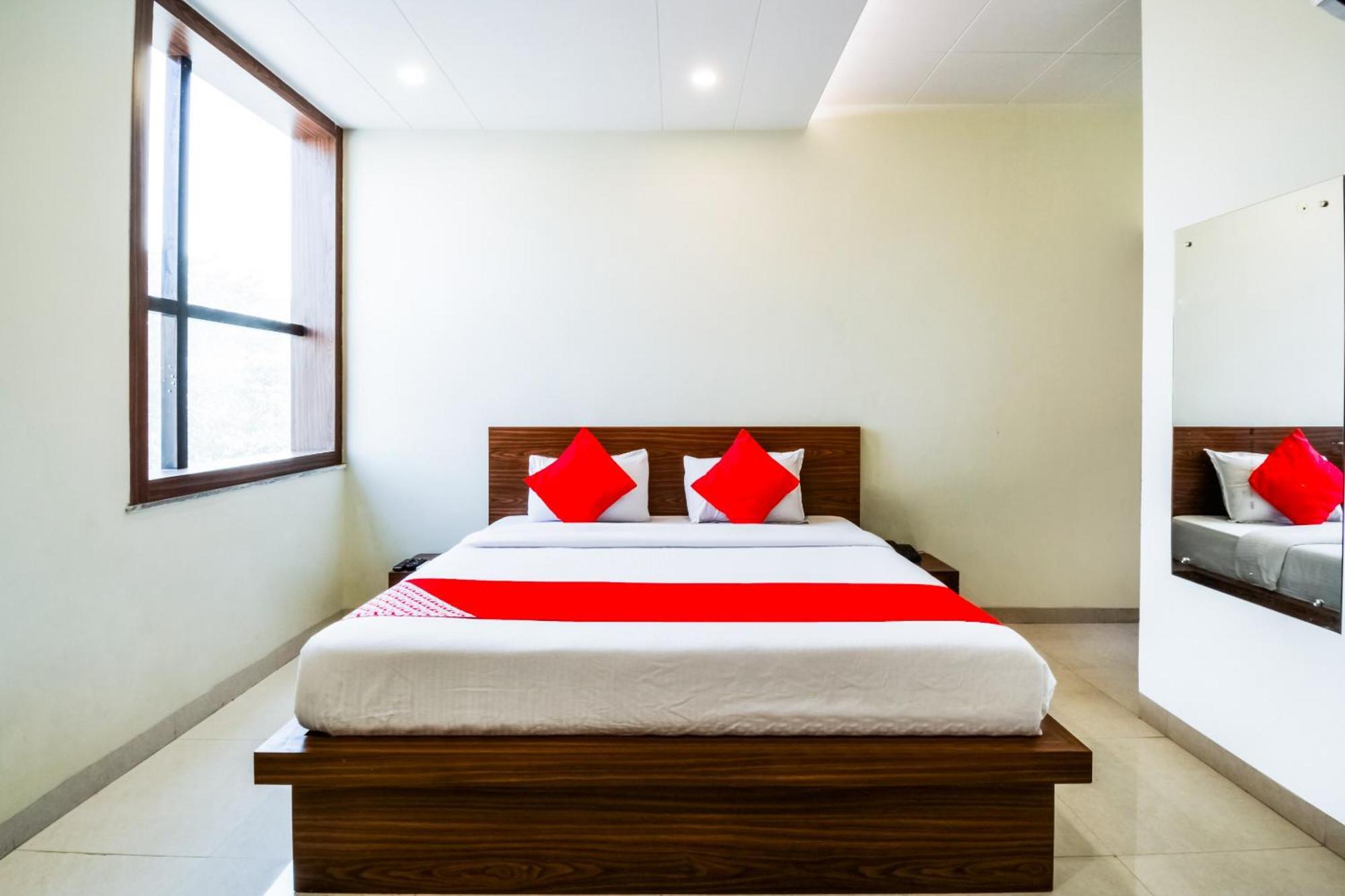 Hotel O